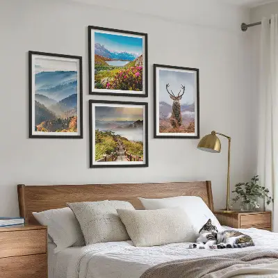 Wanddeko-Set mit Berglandschaft, See und Hirschen