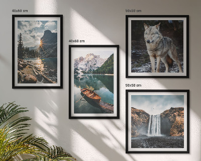 Polyptychon mit rahmen Berge, Seen, Wasserfall, Wolf