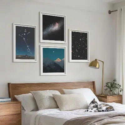 Kosmische Landschaften der Fische-Berge als gerahmtes Polyptychon