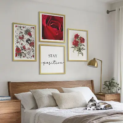 Wanddeko-Set mit rotem Rosenmotiv