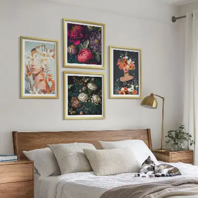 Blumenporträts, Sträuße und Blätter als gerahmtes Polyptychon
