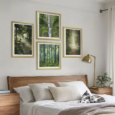 Grüne Wälder, Lichtstrahlen als Polyptychon mit Rahmen