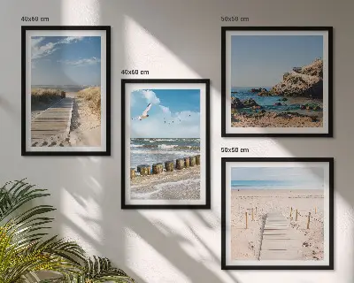 Wandbild als Polyptychon mit Rahmen Motiv Strand mit Sand, Wellen, Himmel und Vögeln