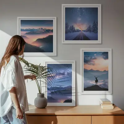 Wanddeko-Set mit Motiv Nachthimmel, Berge, Nebel und Hirsch