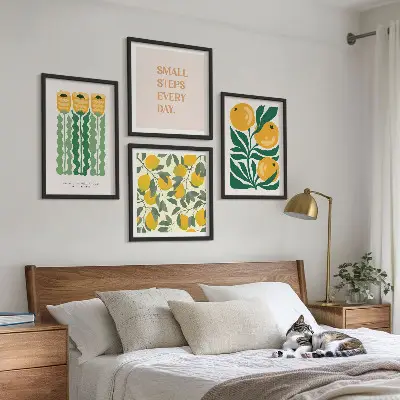 Pflanzenmuster mit Blumen als gerahmtes Polyptychon