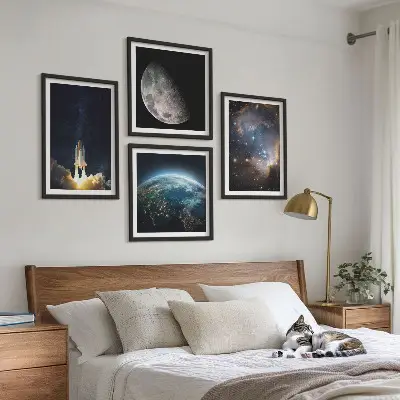 Wanddeko-Set mit Weltraum Motiven wie Erde Rakete und Galaxie