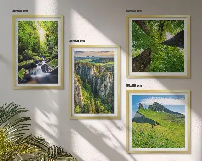 Wandbild Grüne Berge Wasserfallwald als mehrteiliges Bild mit Rahmen