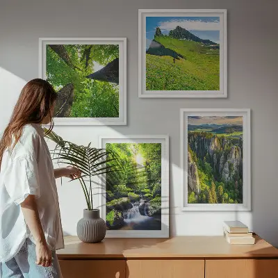 Wandbild Grüne Berge Wasserfallwald als mehrteiliges Bild mit Rahmen