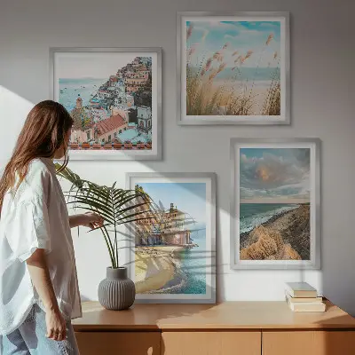 Polyptychon mit Rahmen Landschaften mit Strand, Stadt und Klippen