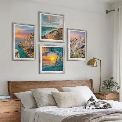 Polyptychon mit Rahmen Meereswellen und weiße Häuser auf Santorini
