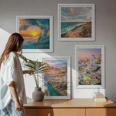 Polyptychon mit Rahmen Meereswellen und weiße Häuser auf Santorini