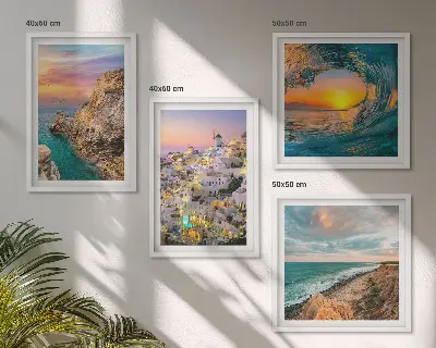 Polyptychon mit Rahmen Meereswellen und weiße Häuser auf Santorini