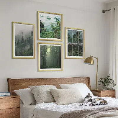 Polyptychon mit Rahmen Waldnebel Fluss und Gewächshauspflanzen