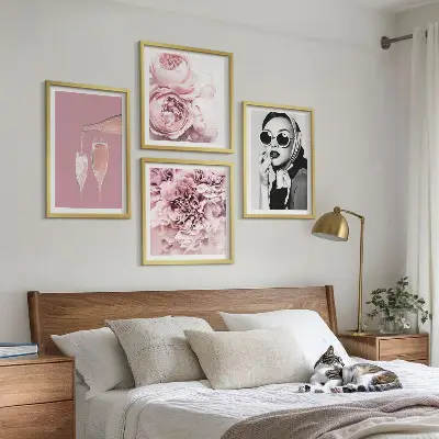 Wanddeko-Set mit elegantem Blumenmotiv aus Pfingstrosen und Rosen