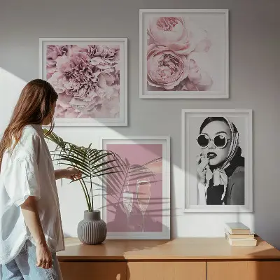 Wanddeko-Set mit elegantem Blumenmotiv aus Pfingstrosen und Rosen