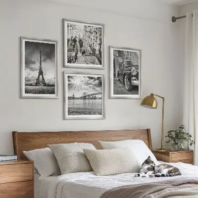 Wanddeko-Set mit Stadtansicht von Brücken, Eiffelturm und Autos