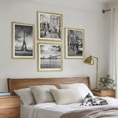 Wanddeko-Set mit Stadtansicht von Brücken, Eiffelturm und Autos