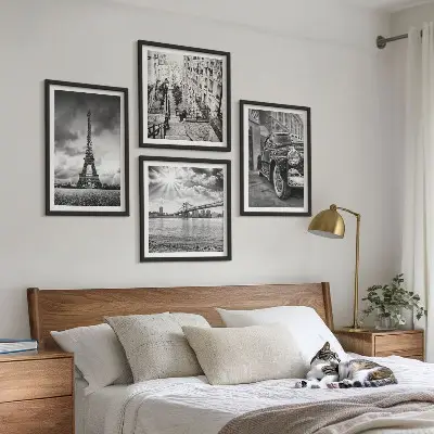 Wanddeko-Set mit Stadtansicht von Brücken, Eiffelturm und Autos