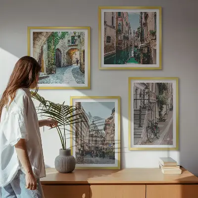 Venezianische Straßen und Wasserarchitektur als gerahmtes Polyptychon
