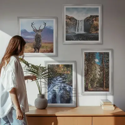 Polyptychon mit Rahmen Naturlandschaft mit Wasserfall Wald Bergen und Hirsch