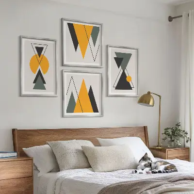 Abstrakte geometrische Formen als mehrteiliges Wandbild mit Rahmen