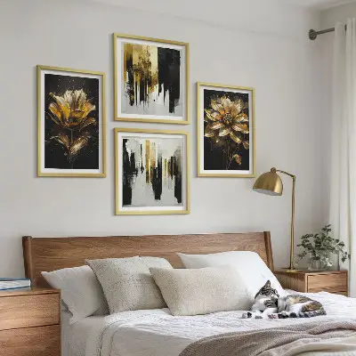 Stilvolle moderne Blumen als gerahmtes Polyptychon