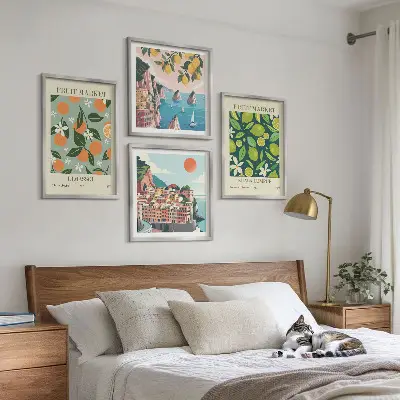 Vintage-Poster mit Fruchtmustern als Polyptychon mit Rahmen