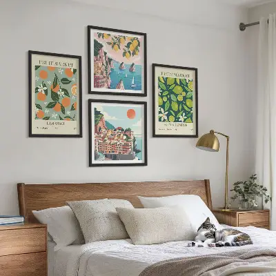 Vintage-Poster mit Fruchtmustern als Polyptychon mit Rahmen