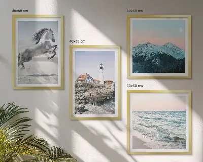 Wanddeko-Set mit Motiven von Pferden in Bewegung am Strand sowie Leuchtturm und Bergen