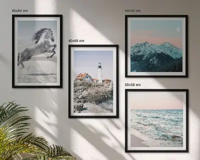 Wanddeko-Set mit Motiven von Pferden in Bewegung am Strand sowie Leuchtturm und Bergen