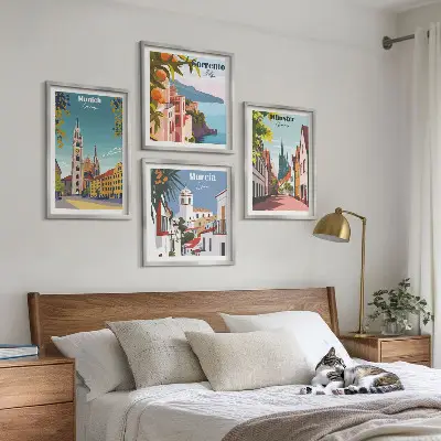 Europäische Städte in farbigen Illustrationen als gerahmtes Polyptychon