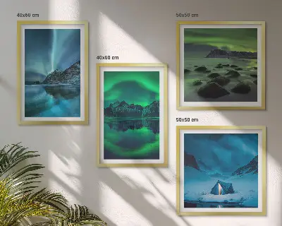 Winterlandschaft mit Nordlichtern mehrteiliges Wandbild mit Rahmen