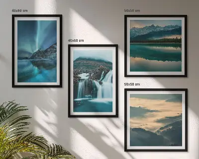 Polyptychon mit Rahmen Winterlandschaften mit Wasserfällen und Nordlichtern