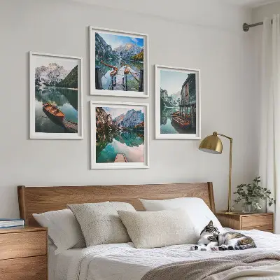 Wanddeko-Set mit Motiven von See, Bergen, Booten und Ferienhaus