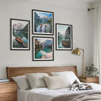 Wanddeko-Set mit Motiven von See, Bergen, Booten und Ferienhaus
