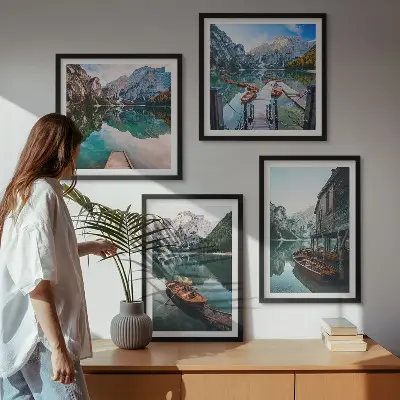 Wanddeko-Set mit Motiven von See, Bergen, Booten und Ferienhaus