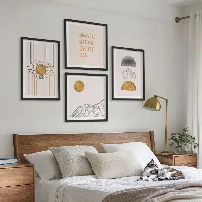 Wanddeko-Set mit abstrakten geometrischen Formen