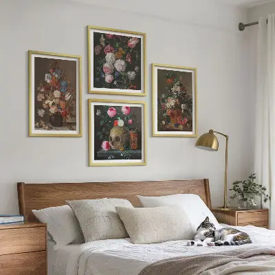 Blumenarrangements in Vasen als gerahmtes Polyptychon