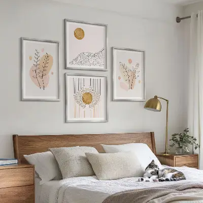 Wanddeko-Set mit minimalistischen Pflanzenzeichnungen