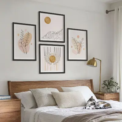 Wanddeko-Set mit minimalistischen Pflanzenzeichnungen