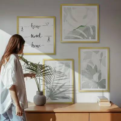 Wanddeko-Set mit grünlich-grauen Blättermotiven