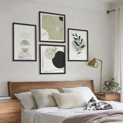 Wanddeko-Set mit abstrakten Pflanzenmotiven