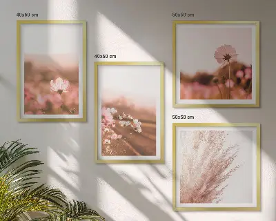 Wanddeko-Set mit Wildblumen auf den Wiesen im Sommer