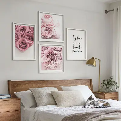Polyptychon mit Rahmen Blumensträuße mit Rosen und Hausinschrift
