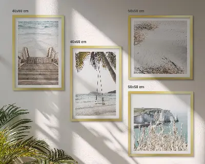 Strandtreppe mit Schaukel am Meer mehrteiliges Wandbild mit Rahmen