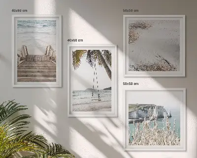 Strandtreppe mit Schaukel am Meer mehrteiliges Wandbild mit Rahmen