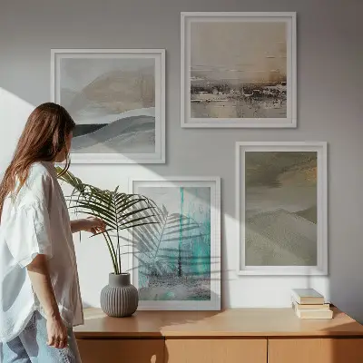 Abstraktes Wandbild als Polyptychon mit dekorativem Rahmen