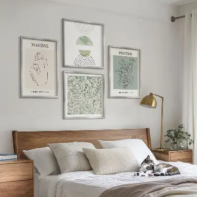 Polyptychon mit Rahmen Wandbild mit Linien und Pflanzenmuster im minimalistischen Stil