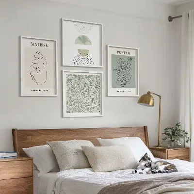 Polyptychon mit Rahmen Wandbild mit Linien und Pflanzenmuster im minimalistischen Stil