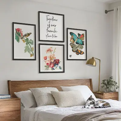 Wanddeko-Set mit Blumen, Schmetterlingen und Vögeln in Pastellfarben